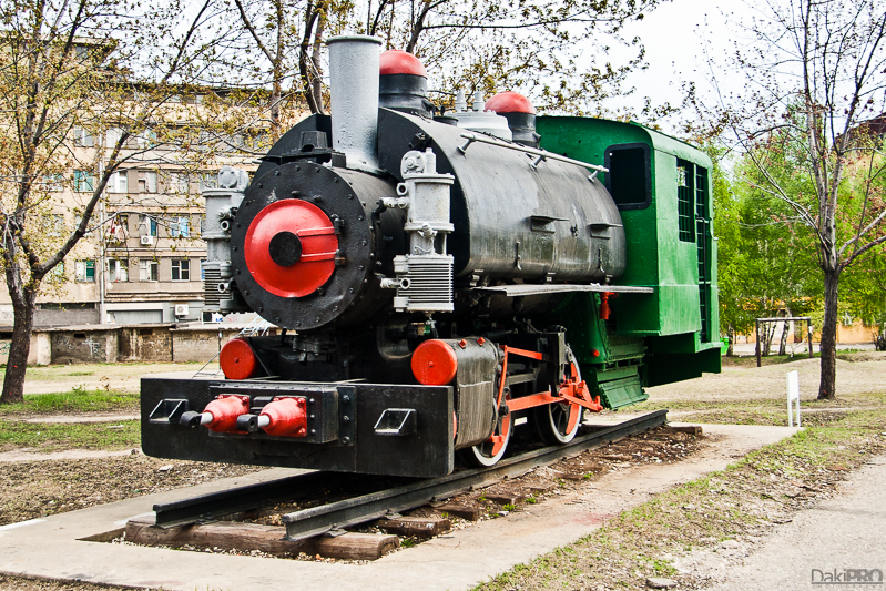 04-24-2011_12.41_-_Bor_Family_-_Dragica_Daca_Dusan_Stefa_-_IMG_8425-1-800