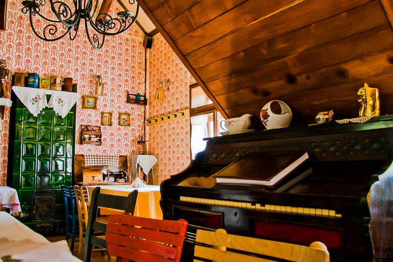 09-01-2011_16.06_-_Salas_137_-_konji_-_IMG_1709-1-800