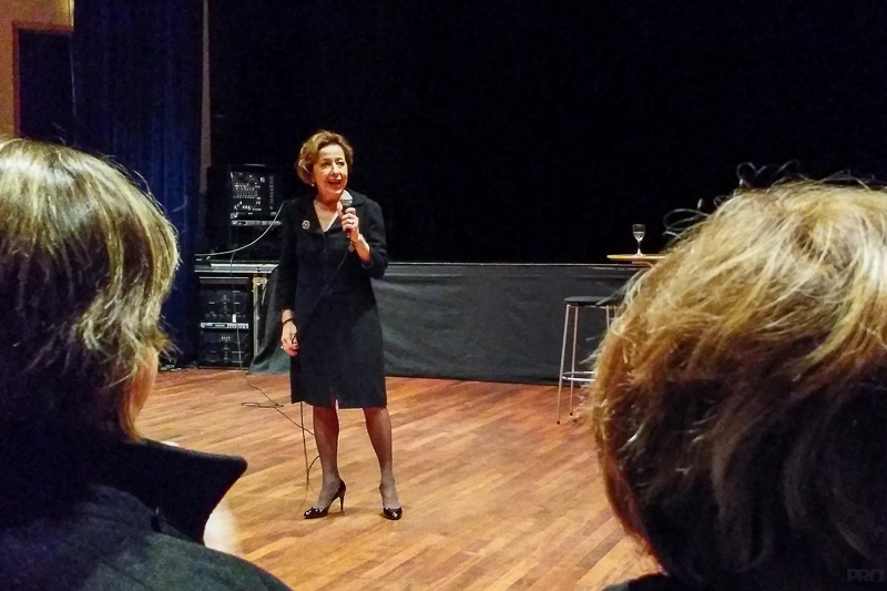 2014-11-15 19.53.01-800