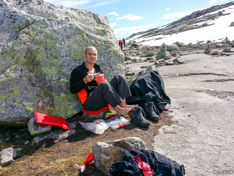 2015-08-14-14-02-16-800